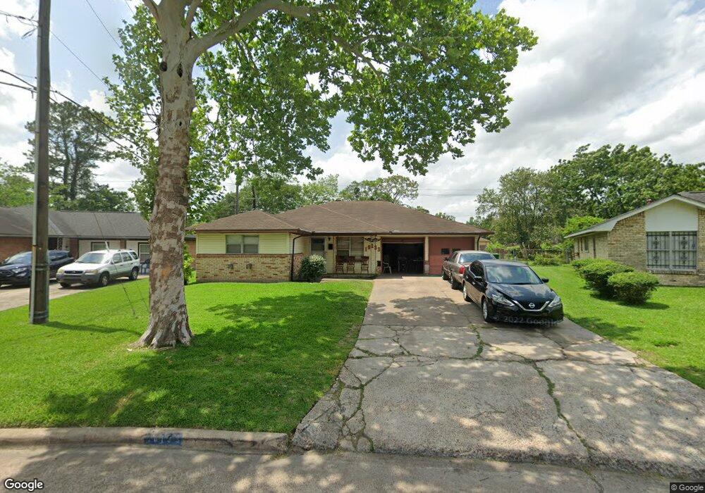 10133 Rebel Rd, Houston, TX 77016 - photo 1