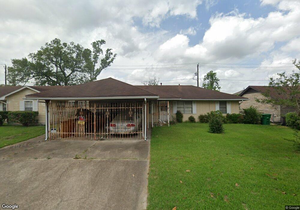 7415 Langley Rd, Houston, TX 77016 - photo 1