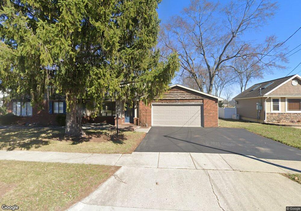 929 Fishlock Ave, Findlay, OH 45840 - photo 1