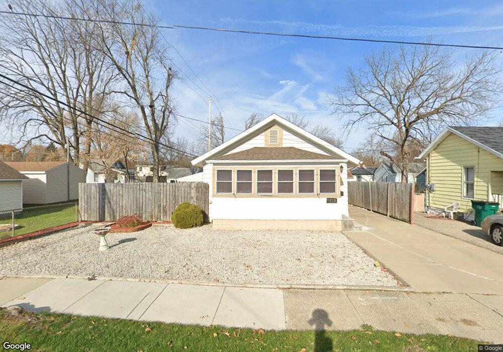 1015 Tisdale Ave, Lansing, MI 48910 - photo 1