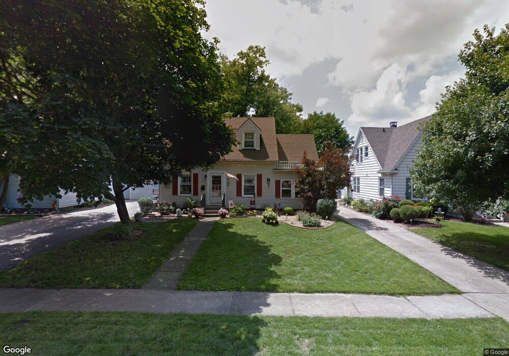 221 N 35th St, Mattoon, IL 61938 - photo 1