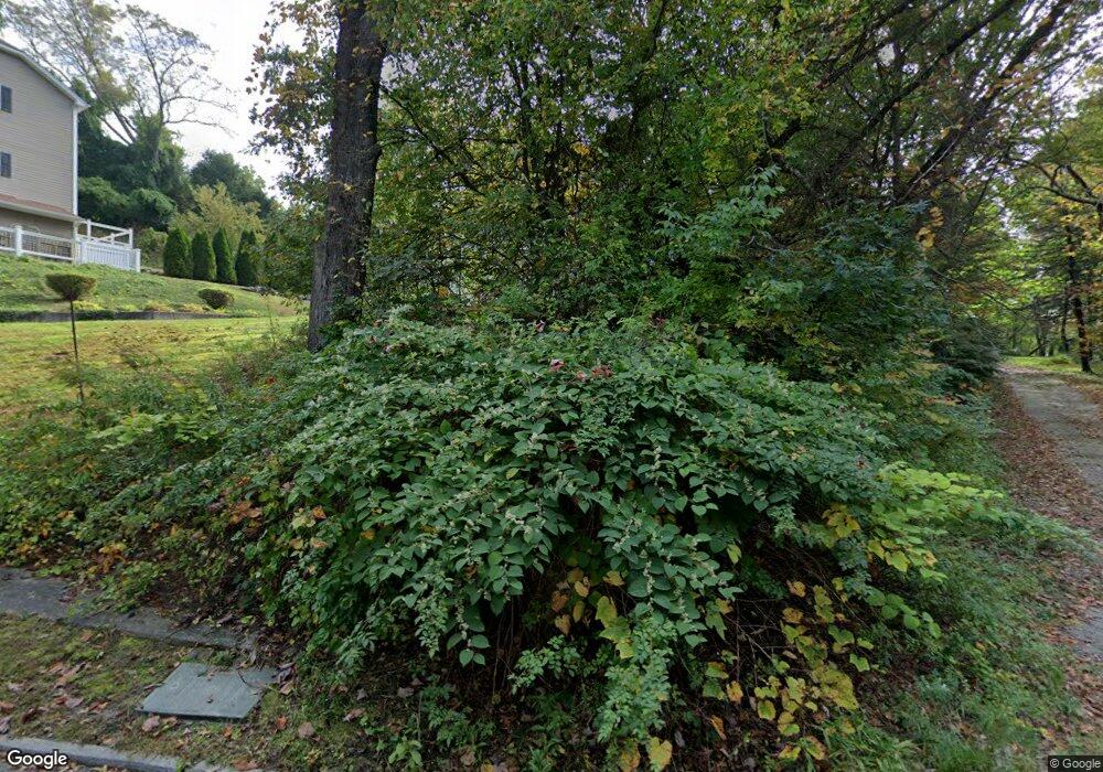 45 Southridge Dr, Waterbury, CT 06708 - photo 1