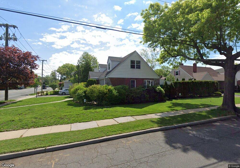 50 Stewart Ave, Garden City, NY 11530 - photo 1