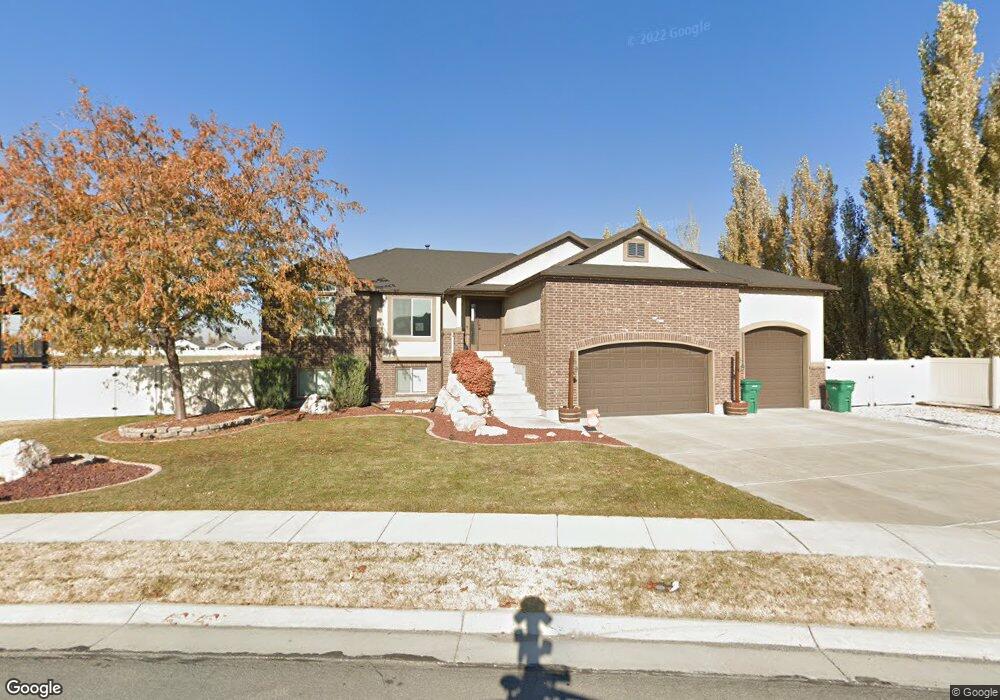 5548 W 5725 S unit 4, Hooper, UT 84315 - photo 1