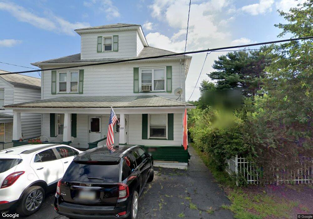209 Chamberlain St, Wilkes Barre, PA 18705 - photo 1