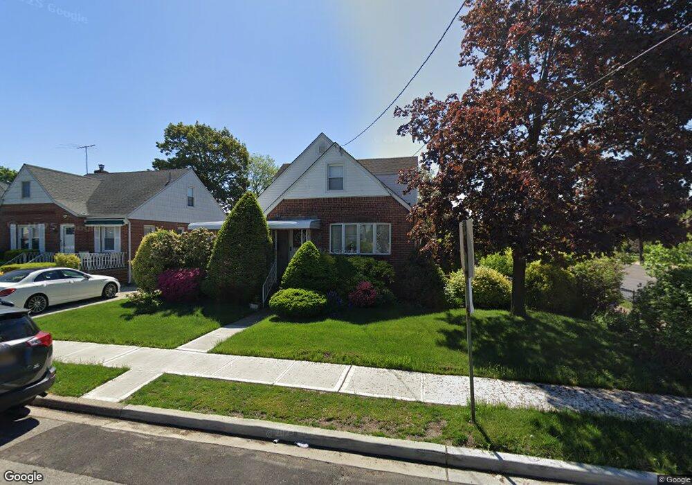 46 Irons Place, New Hyde Park, NY 11040 - photo 1