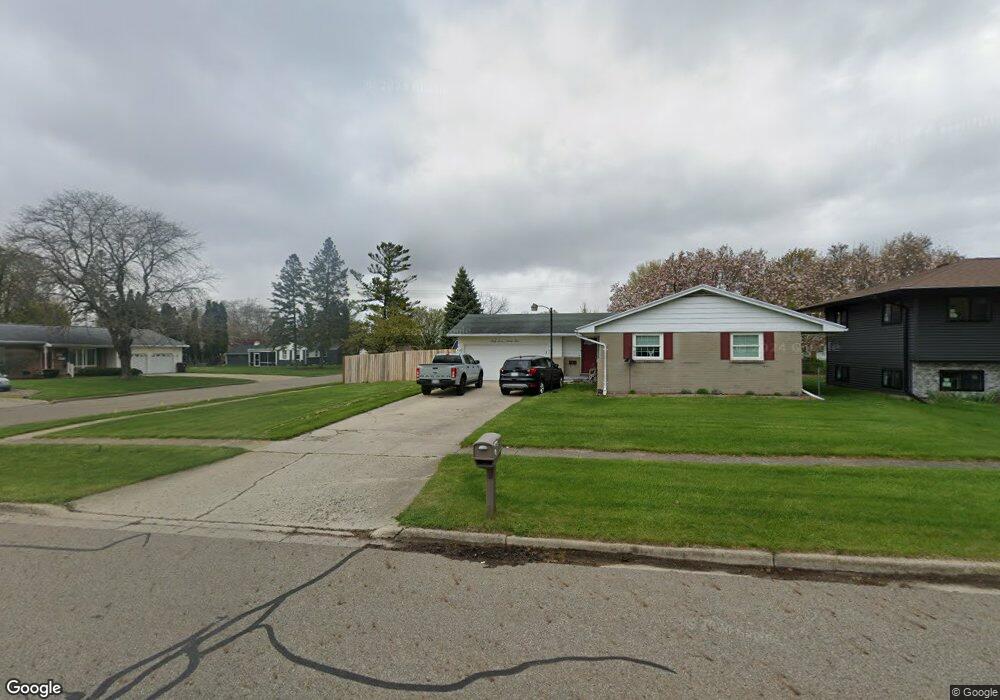 4742 Norwick St, Lansing, MI 48917 - photo 1