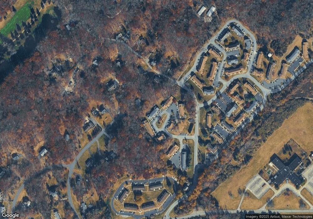 381 Mohegan CI, Andover Twp., NJ 07848 - photo 1