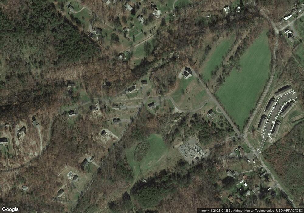 207 Pinepointe Dr, Keyser, WV 26726 - photo 1