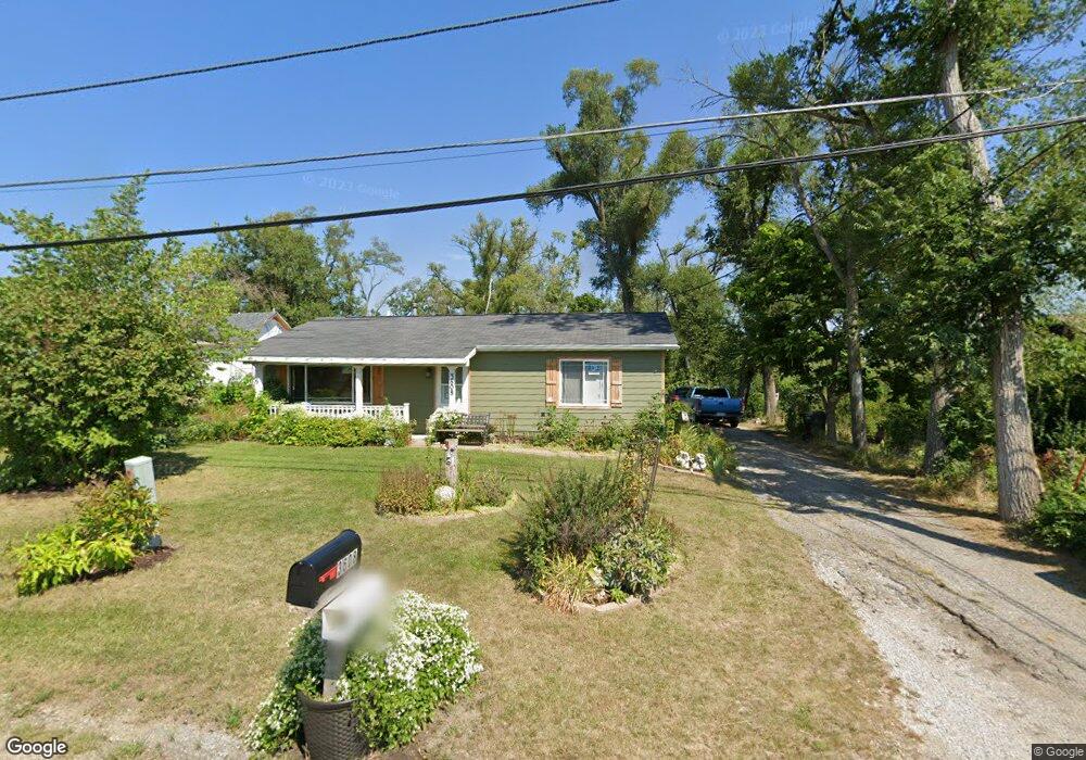 3608 Crestwood Dr NW, Cedar Rapids, IA 52405 - photo 1