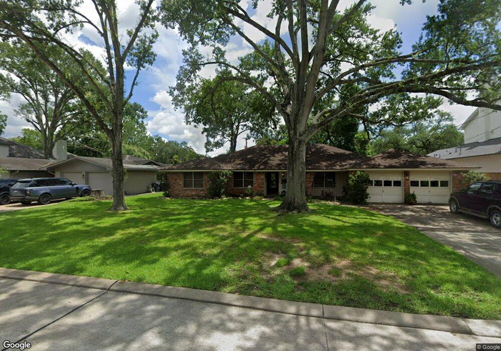 8721 Cedardale Dr, Houston, TX 77055 - photo 1