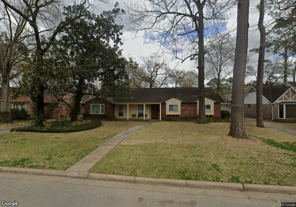 810 Wycliffe Dr, Houston, TX 77079 - photo 1