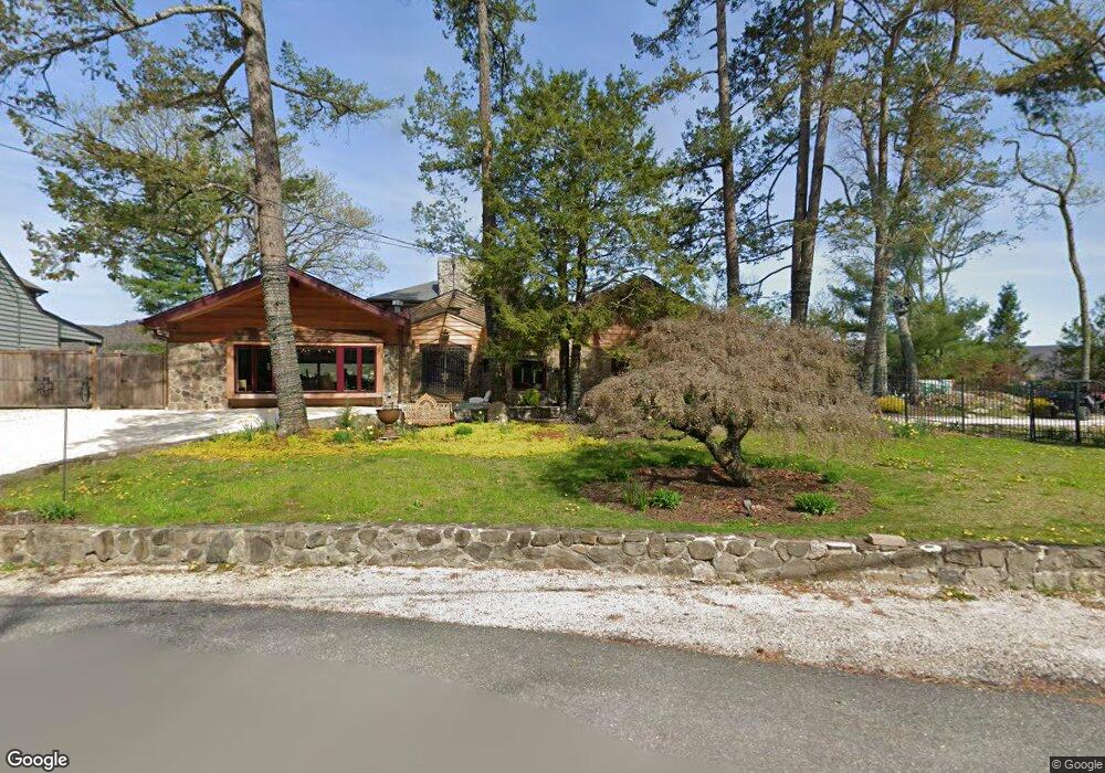 155 Woods Rd, Greenwood Lake, NJ 10925 - photo 1