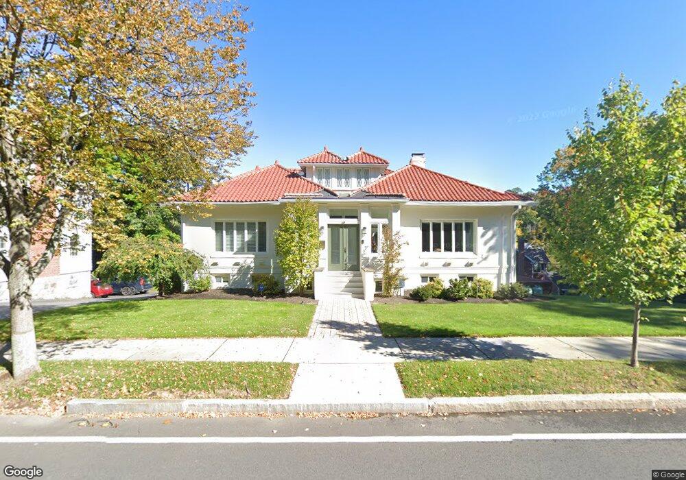 69 Clinton Rd, Brookline, MA 02445 - photo 1