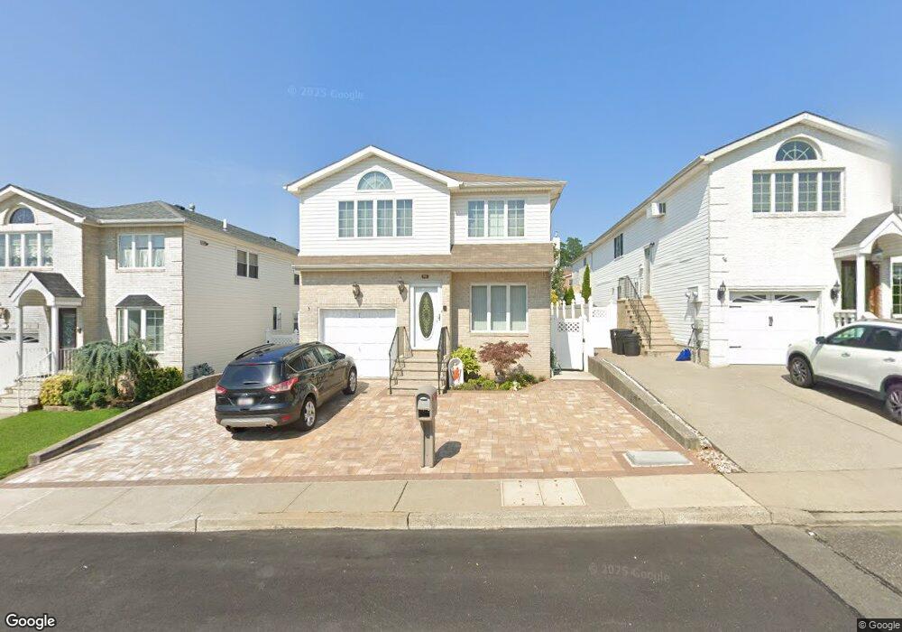 74 Dexter Ave, Staten Island, NY 10309 - photo 1