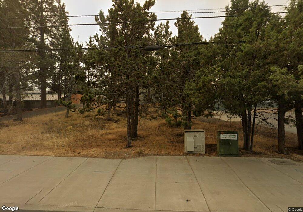 1543 NE Bear Creek Rd, Bend, OR 97701 - photo 1