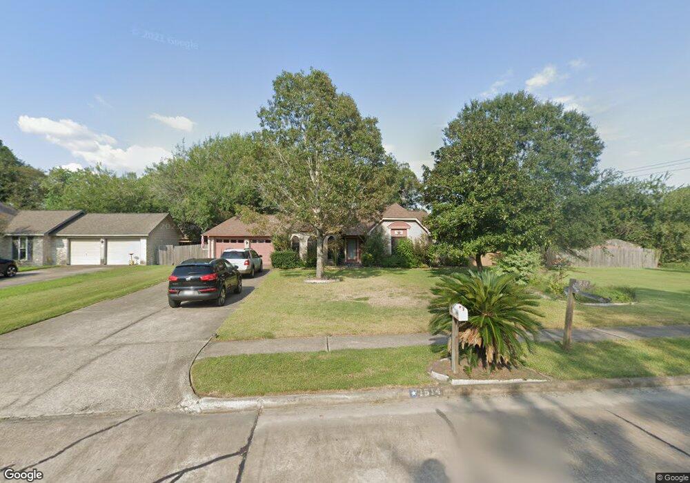 1514 Windsor Dr, Friendswood, TX 77546 - photo 1