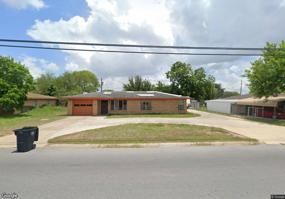 1102 W 6th St, Weslaco, TX 78596 - photo 1
