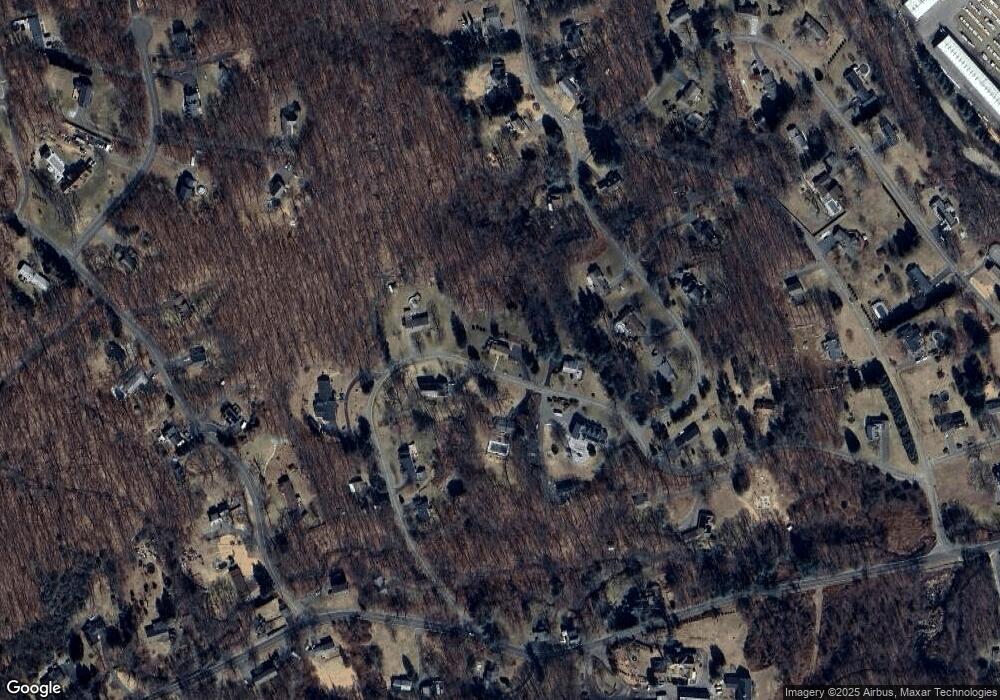 16 Edgewood Rd, Oxford, CT 06478 - photo 1