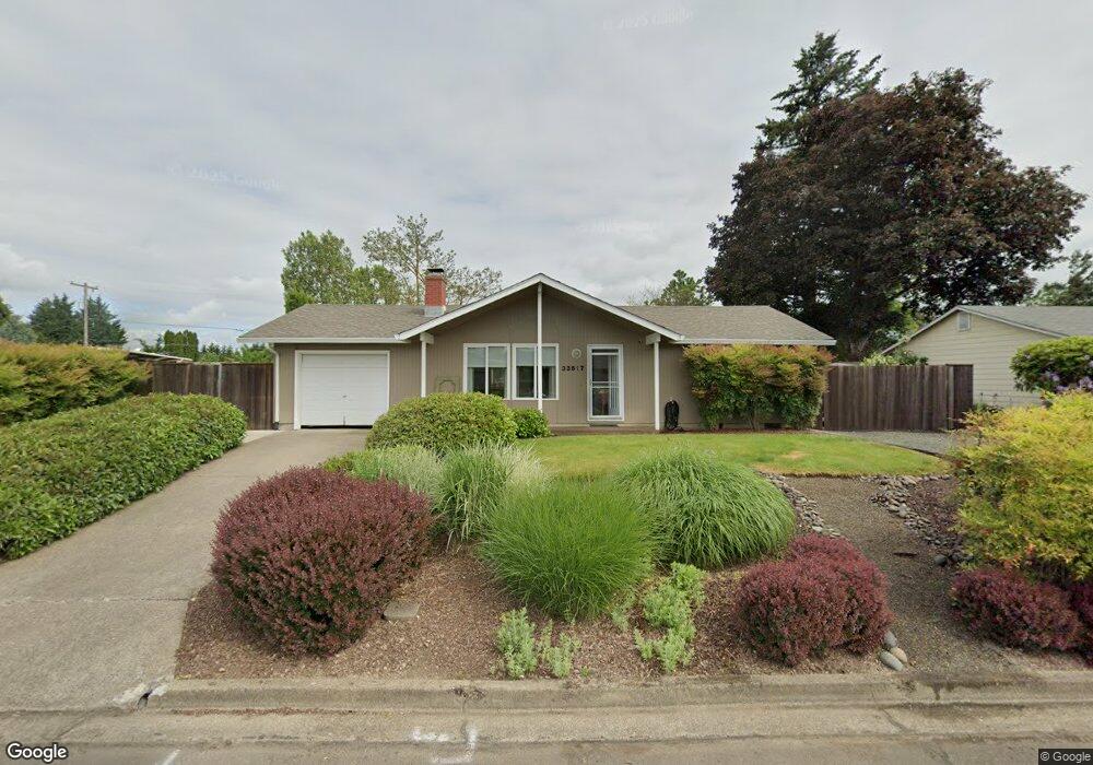 33617 Paiute Ln, Eugene, OR 97408 - photo 1