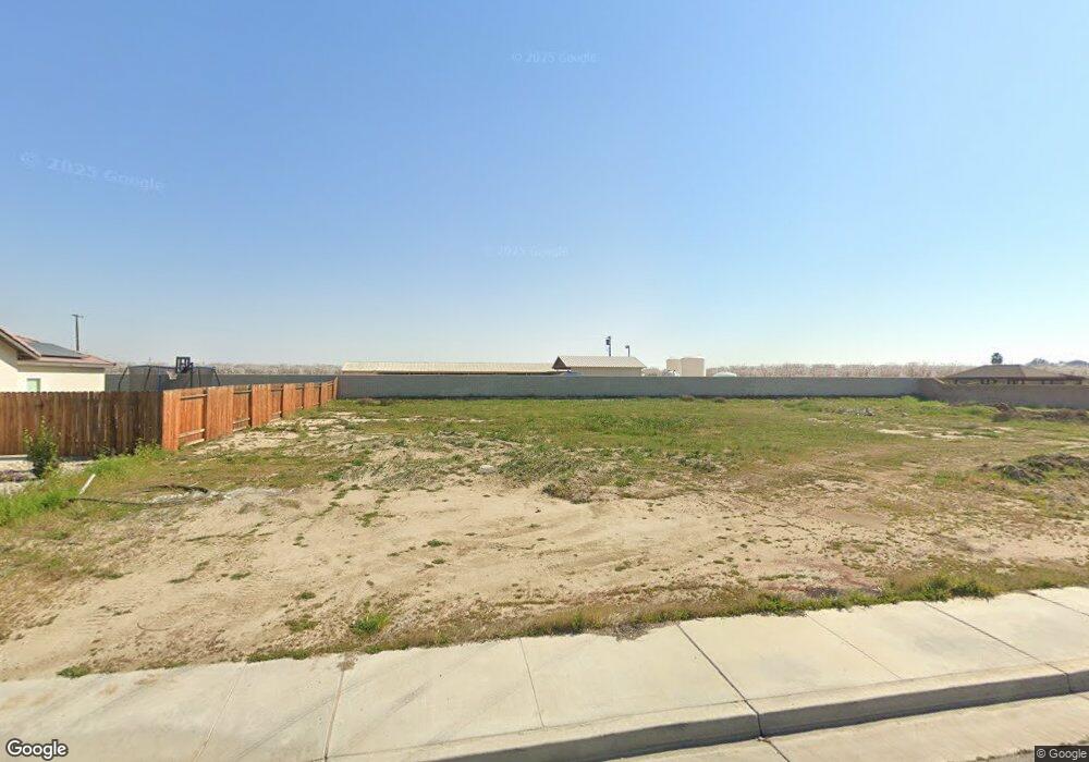 848 Sonora Dr, Shafter, CA 93263 - photo 1