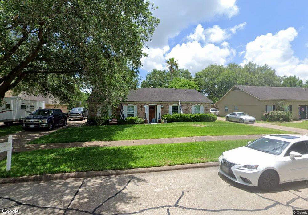 321 Dawn Hill Dr, Friendswood, TX 77546 - photo 1