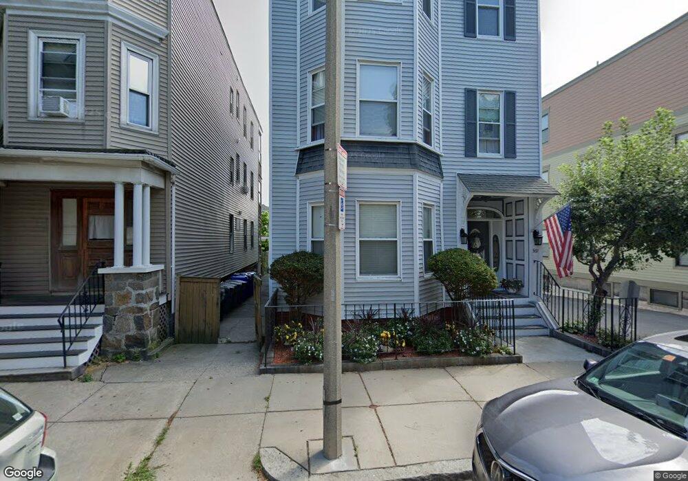 569 E 8th St unit 2, Boston, MA 02127 - photo 1