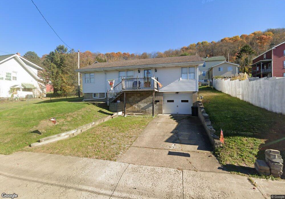 210 N 2nd St, West Newton, PA 15089 - photo 1