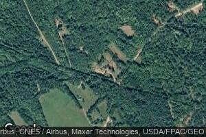 5 Potter Rd, Carthage, ME 04224