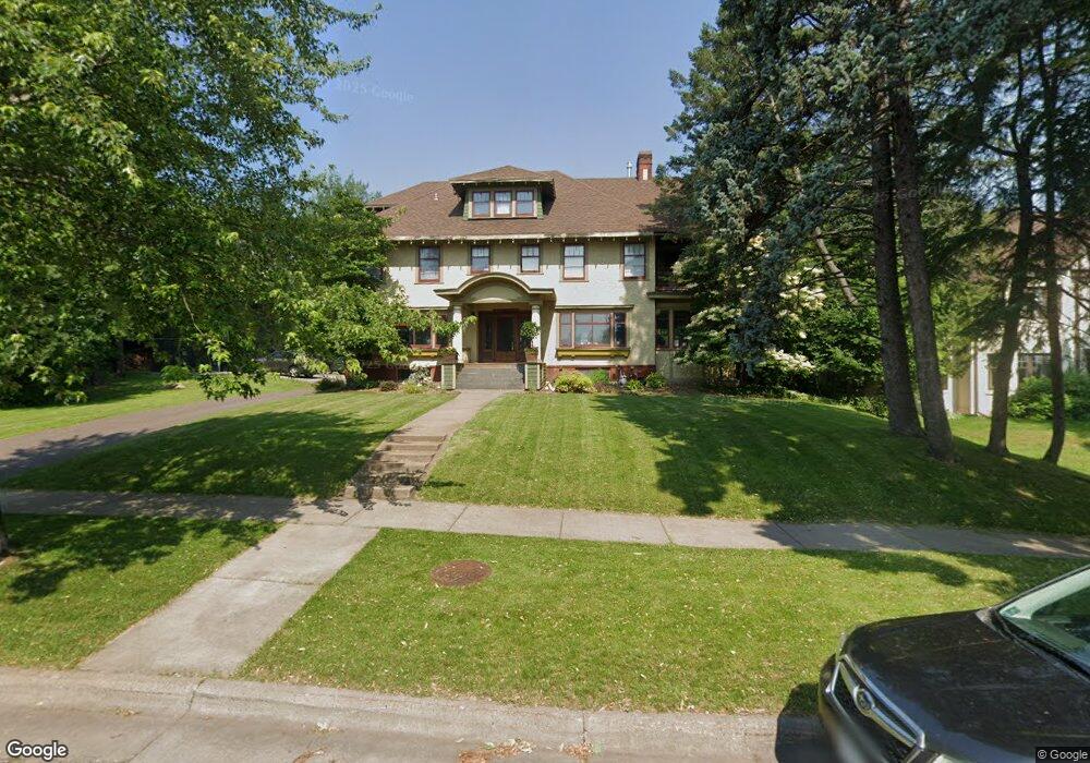 2725 E 6th St, Duluth, MN 55812 - photo 1