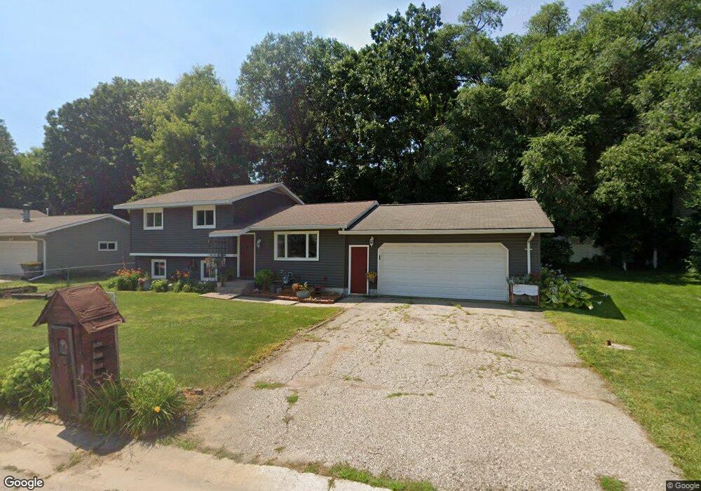 804 Juniper St, La Crescent, MN 55947 - photo 1