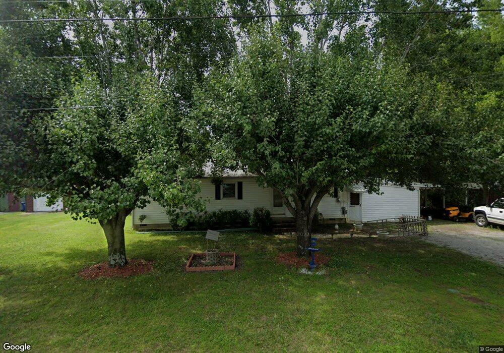 804 Sycamore Dr, Manchester, TN 37355 - photo 1