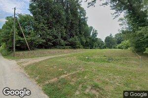 736 Hereford Ln, Apple Grove, WV 25502