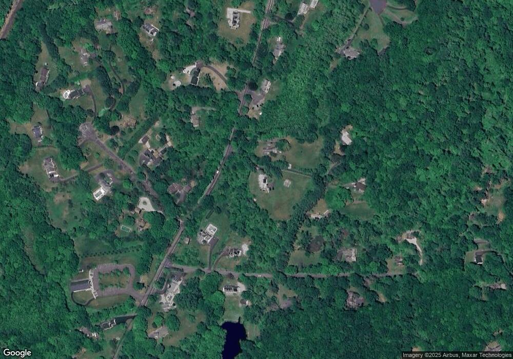 718 Redding Rd, Redding, CT 06896 - photo 1