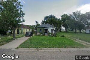 135 S Main St, Larned, KS 67550
