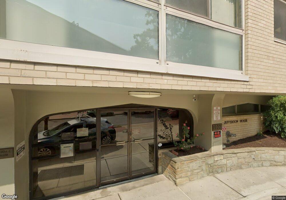 Jefferson House unit ID385P, Washington, DC 20037 - photo 1