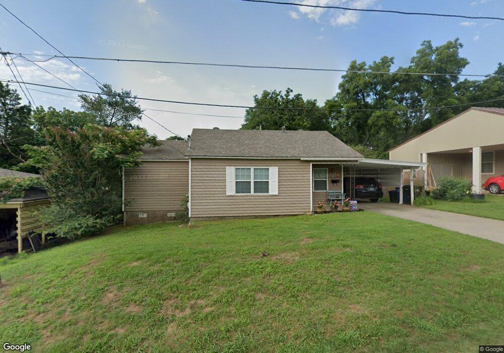 410 W Bullock St, Denison, TX 75020 - photo 1