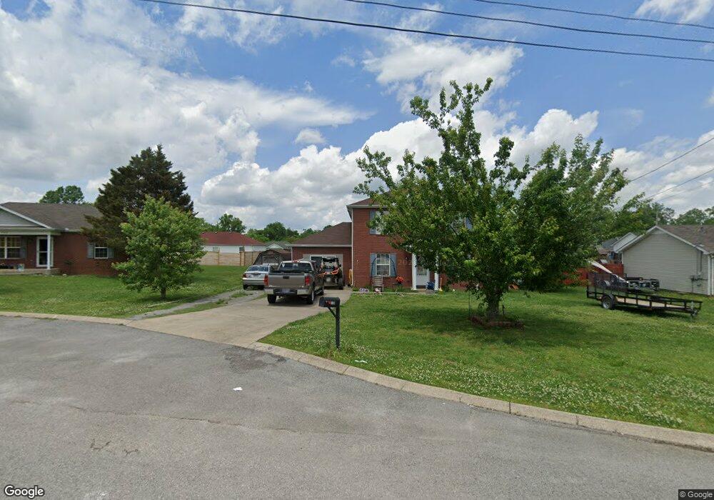 306 Christopher Ct, Shelbyville, TN 37160 - photo 1