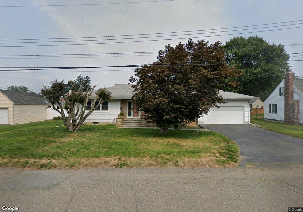 27 Lehigh St, Ludlow, MA 01056 - photo 1