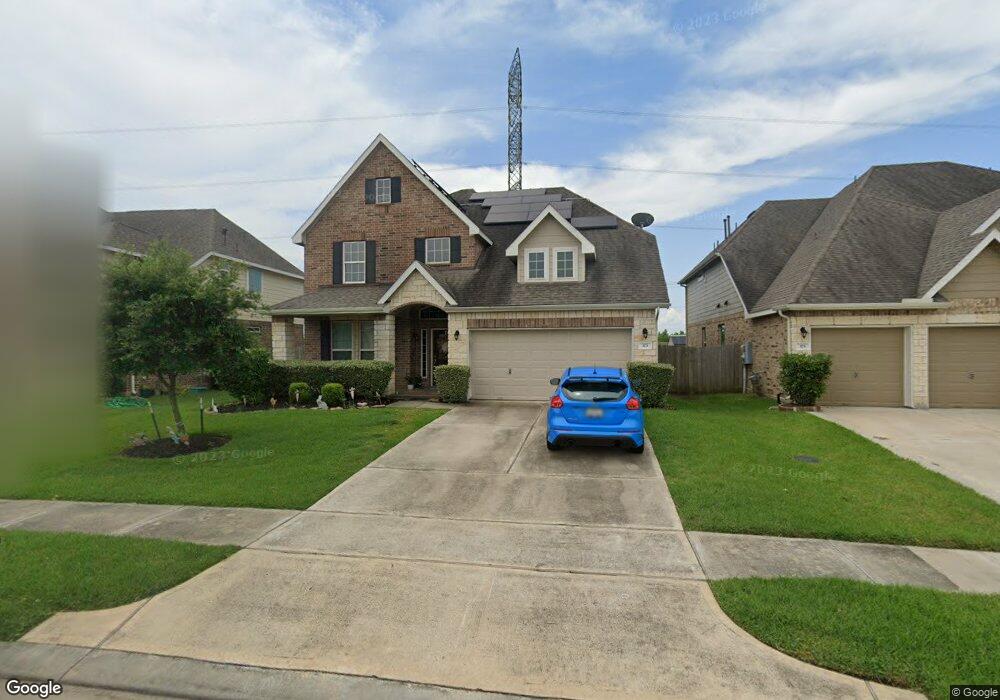 373 Lake Line Dr, Alvin, TX 77511 - photo 1