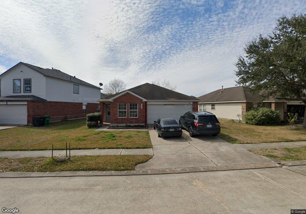 10210 Kinsdale Crossing Ln, Houston, TX 77075 - photo 1
