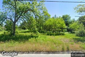 77 Pleasant St, Canton, ME 04221