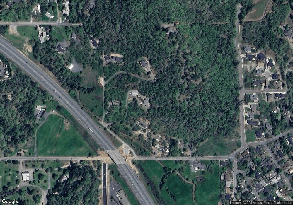 994 NE Hillcrest Dr, Grants Pass, OR 97526 - photo 1