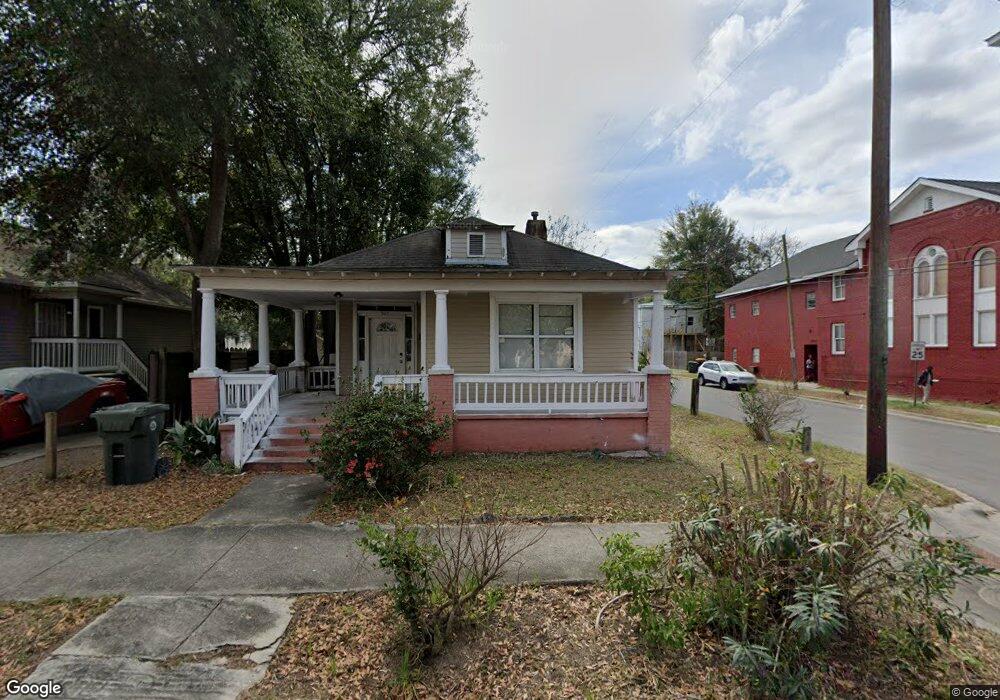519 W 35th St, Savannah, GA 31415 - photo 1