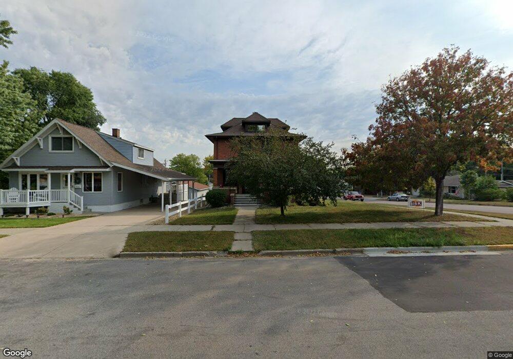 706 N State St, New Ulm, MN 56073 - photo 1