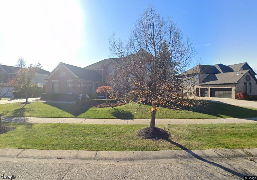 6833 Carrington Cir E, West Bloomfield, MI 48322 - photo 1