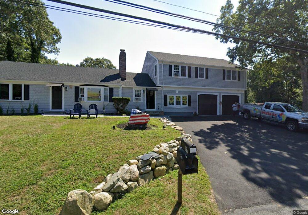 140 Cranberry Ln, South Yarmouth, MA 02664 - photo 1