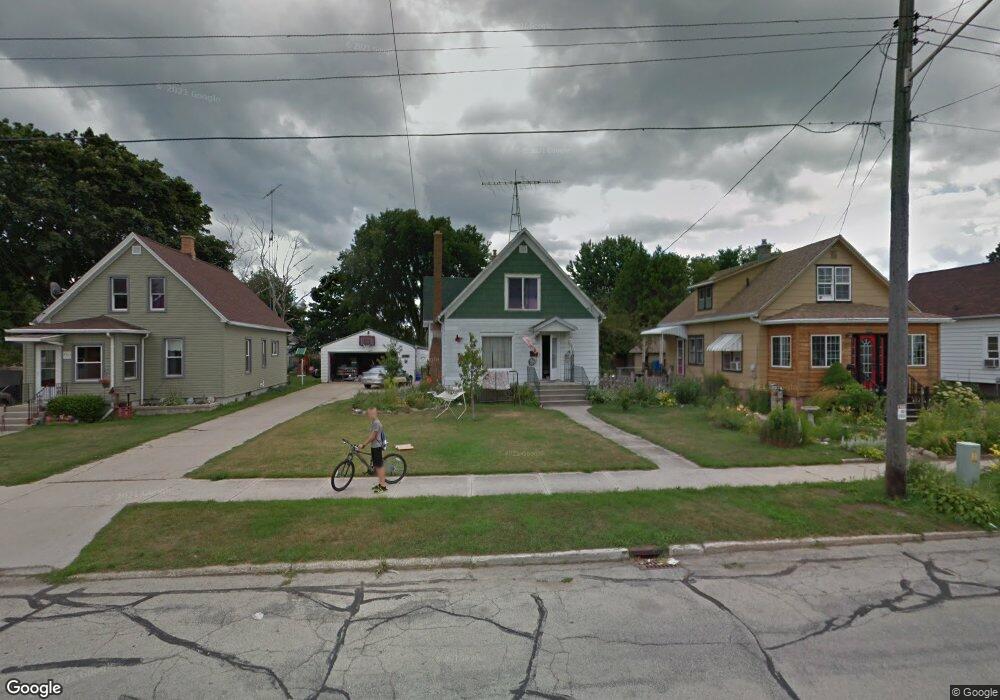 2321 14th St, Two Rivers, WI 54241 - photo 1