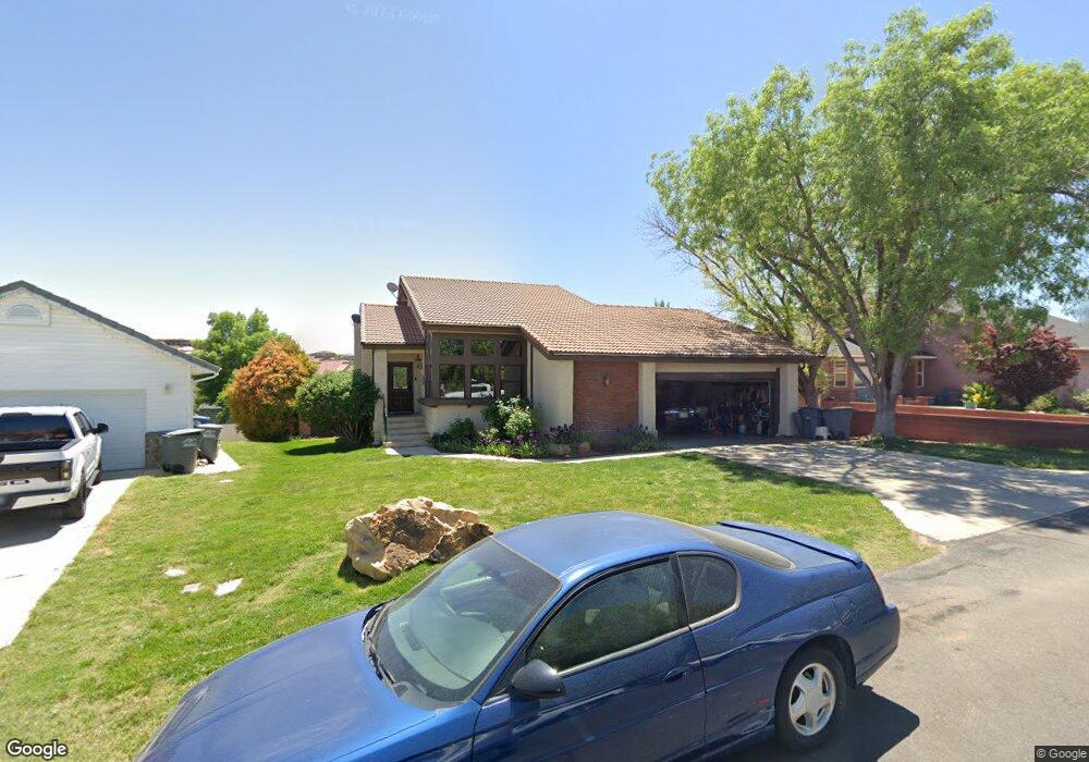 1176 Hubbard Place, Saint George, UT 84790 - photo 1