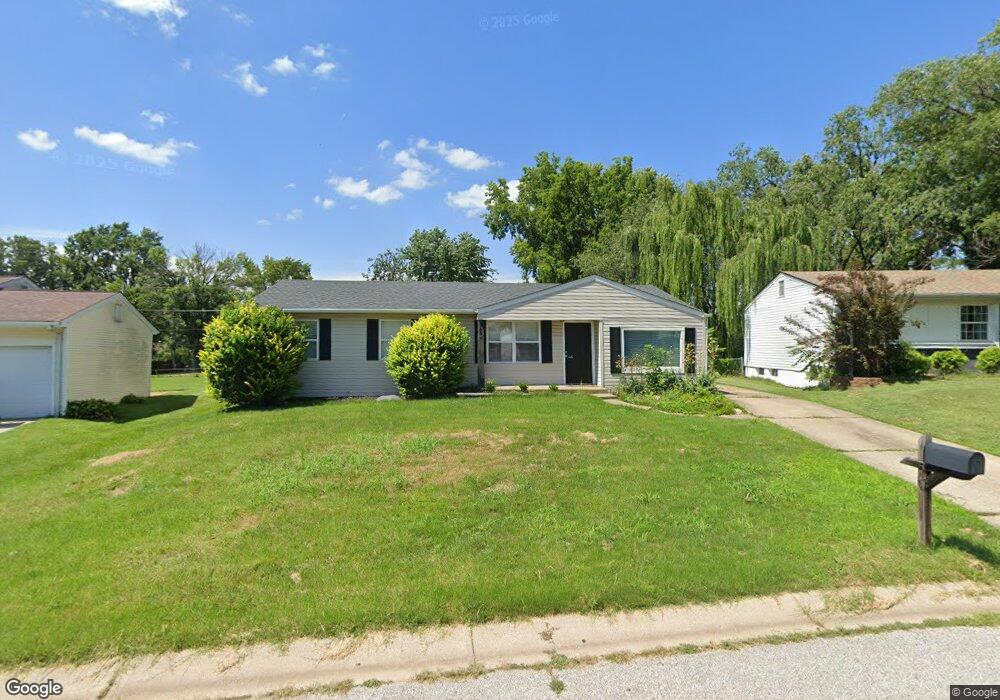 3438 Highgate Ln, Saint Charles, MO 63301 - photo 1